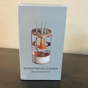 Electric Makeup Brush Cleaner New in Box